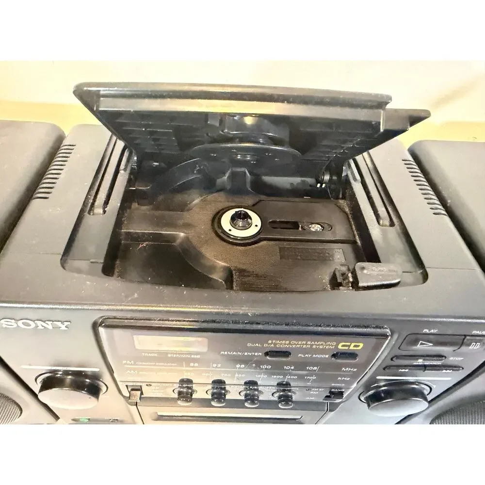 Sony CFD-758 Mega Bass Boombox CD Cassette Radio Speaker Portable Stereo WORKING